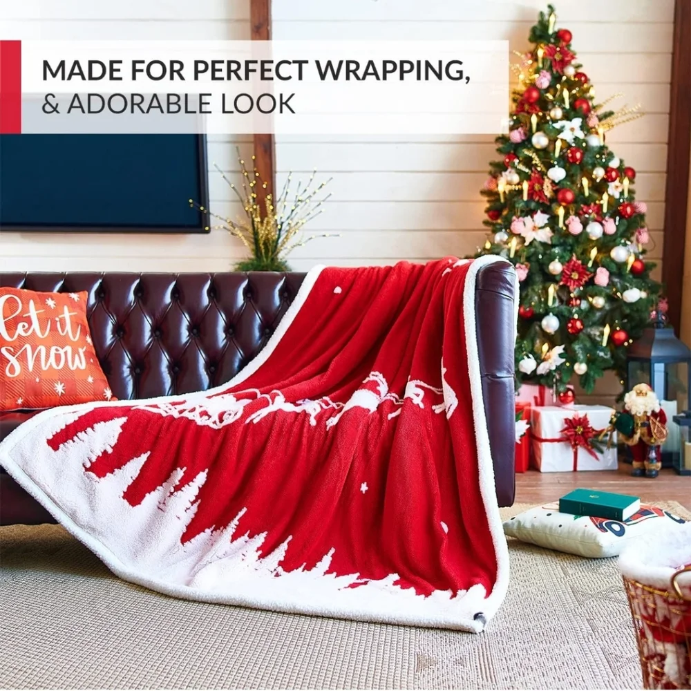 Malinad Red NIP Christmas Santa Clause & Reindeers Fleece/Sherpa Throw Blanket